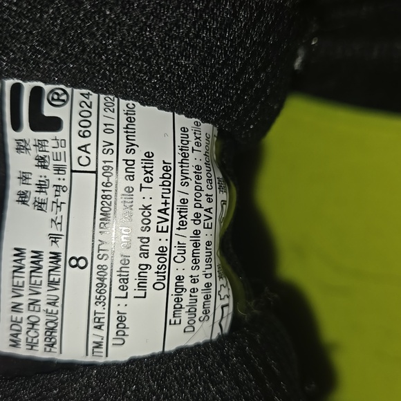 NWOT FILA running shoes - Picture 5 of 5